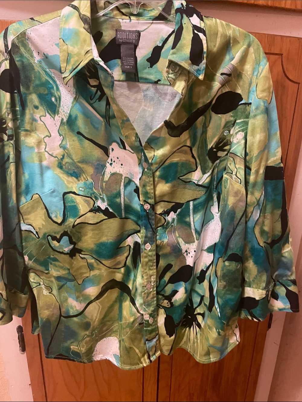 Chico's Green Teal Abstract Satin Button-Down Shirt